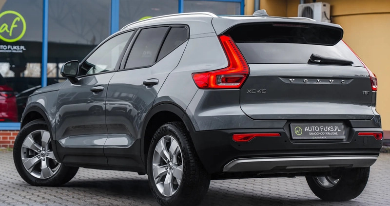 Volvo XC 40 cena 129900 przebieg: 76700, rok produkcji 2018 z Byczyna małe 781